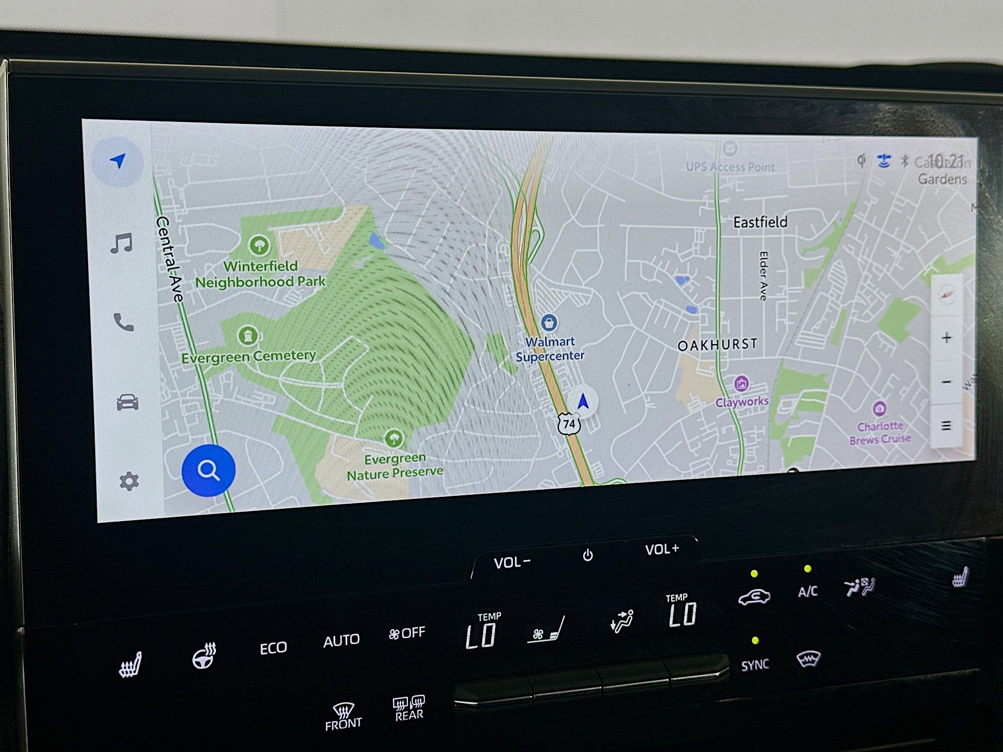 Used 2024 Toyota bZ4X XLE w/ Weather Package image 22