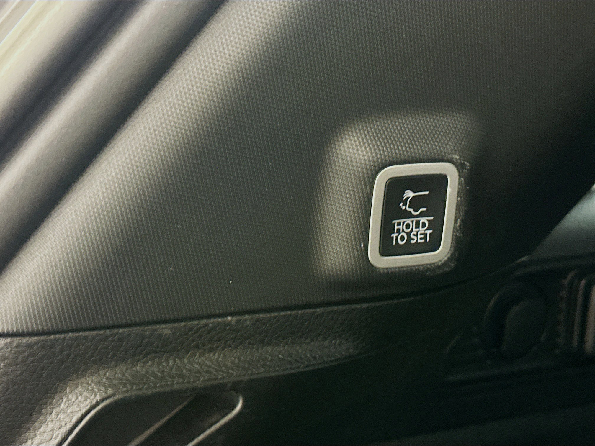 Used 2023 Jeep Grand Cherokee Altitude AWD/4WD image 30