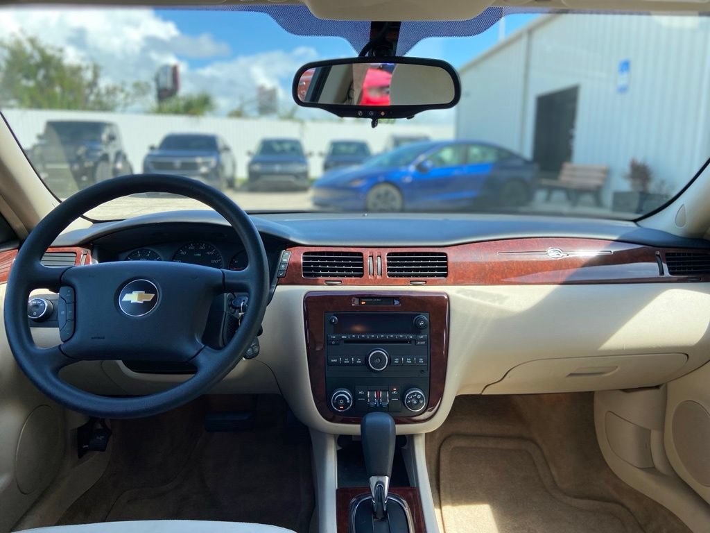 Used 2009 Chevrolet Impala LS FWD image 26