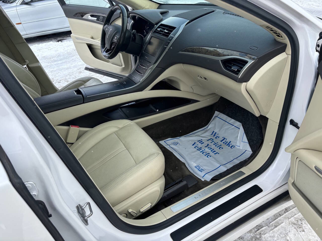 Used 2015 Lincoln MKZ Hybrid w/ Equipment Group 202A Reserve image 14