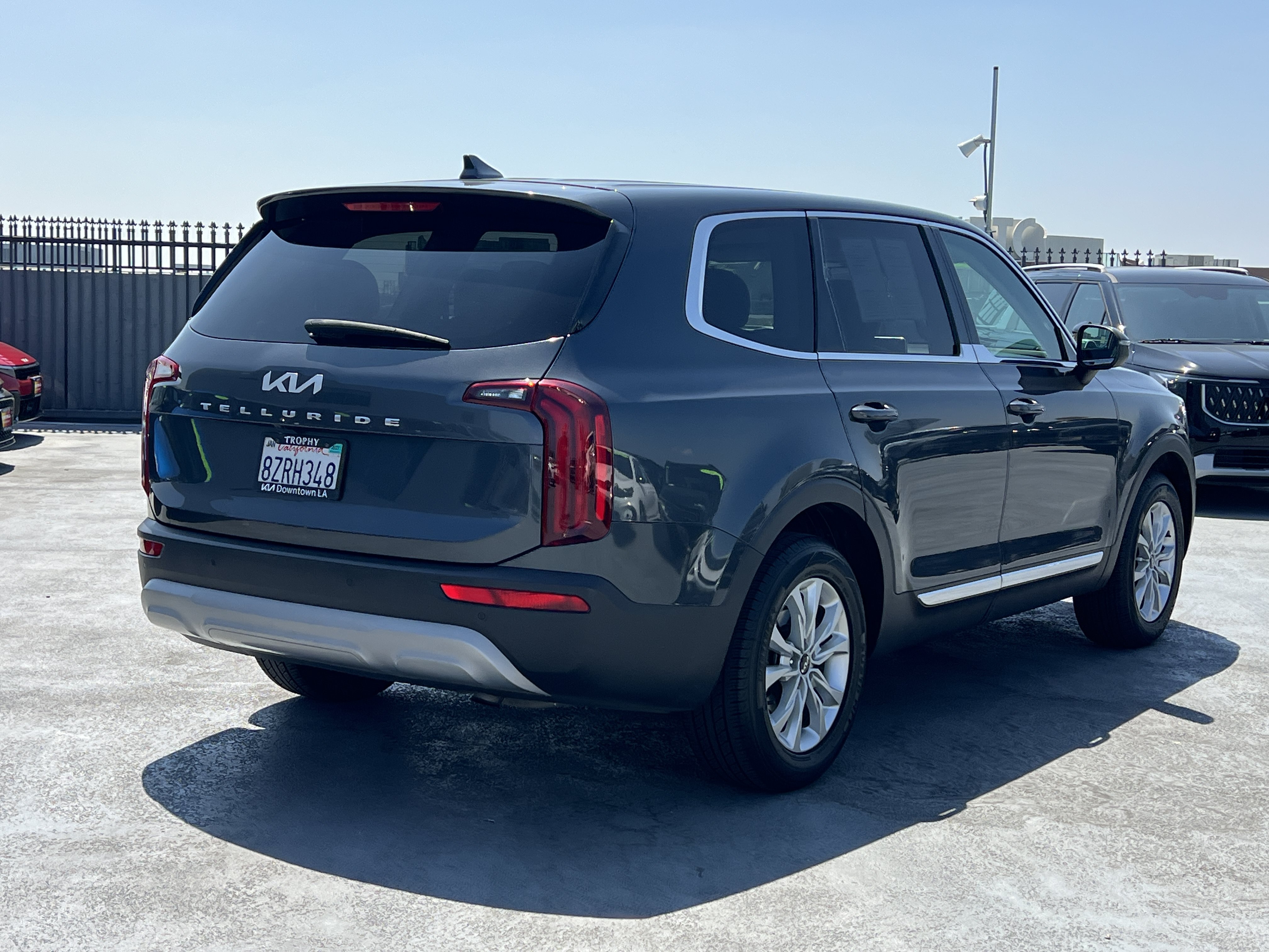 Certified 2022 Kia Telluride LX FWD image 7