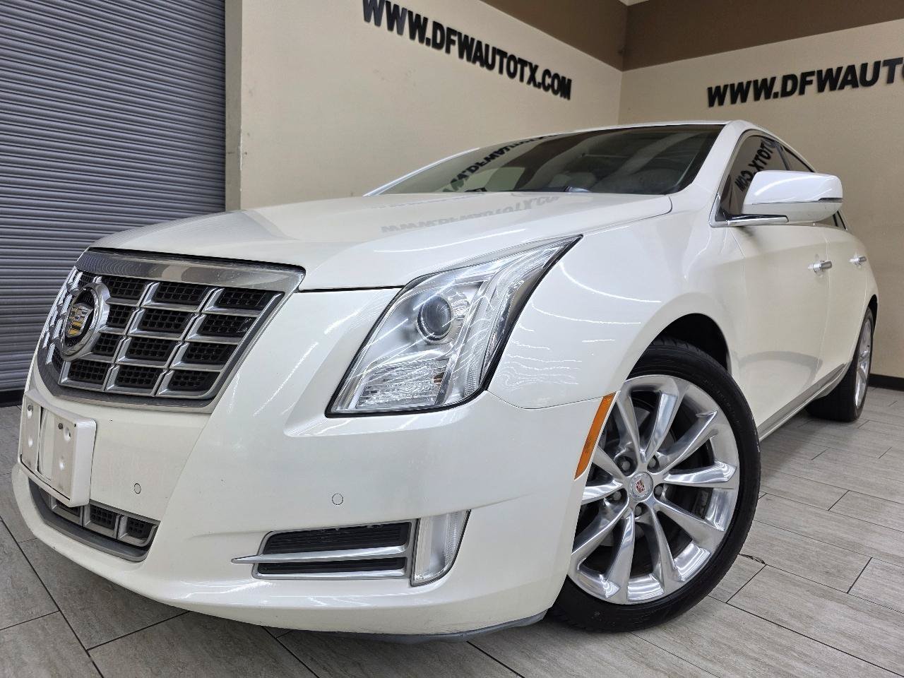 Used 2013 Cadillac XTS Luxury FWD image 1