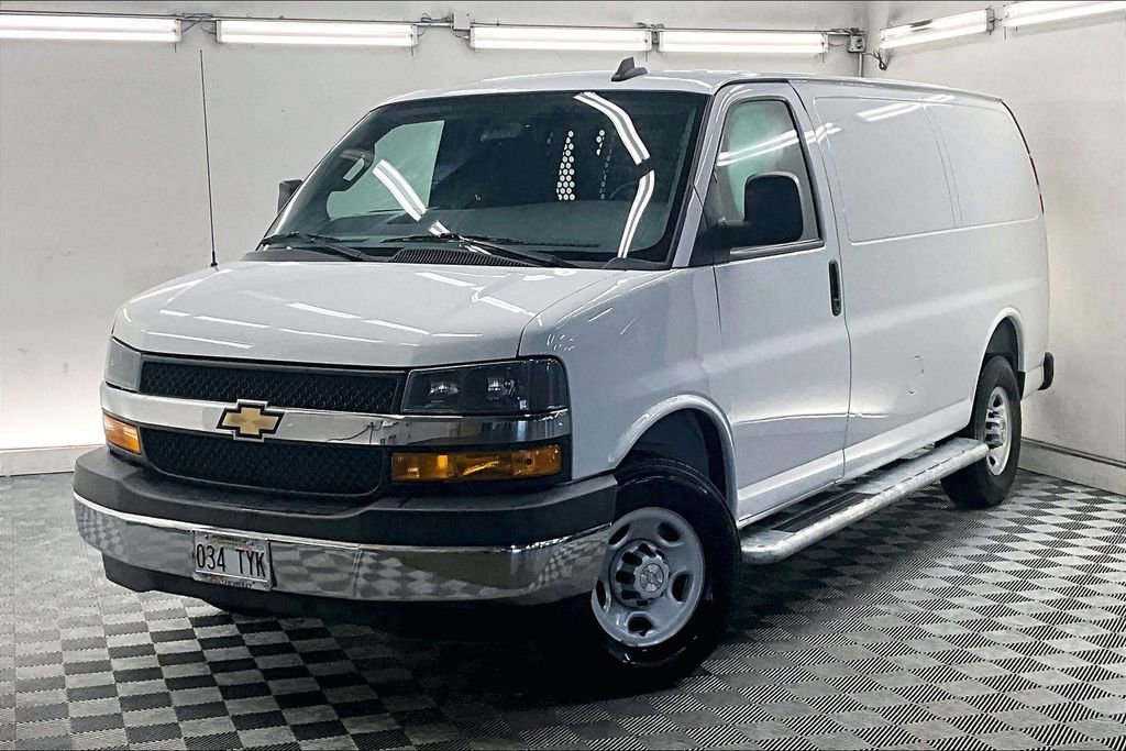 Used 2025 Chevrolet Express 2500 w/ Driver Convenience Package RWD image 1