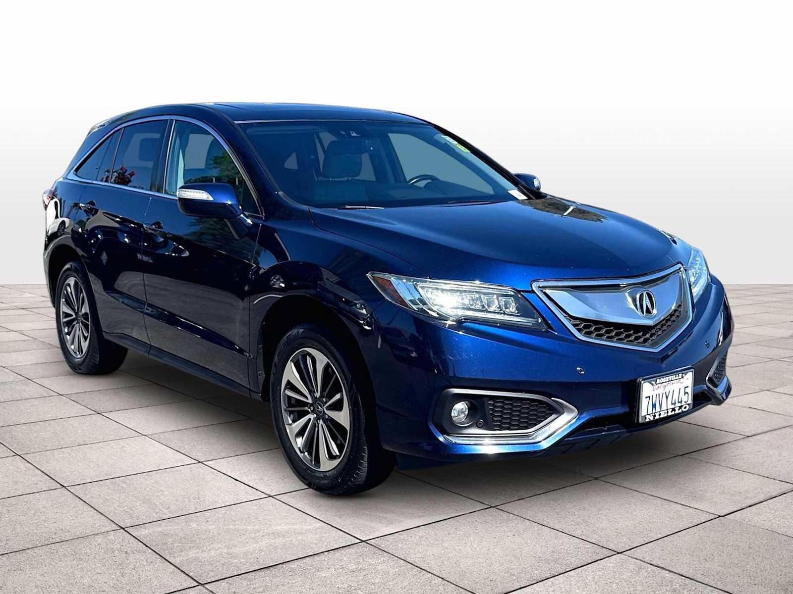 Used 2017 Acura RDX w/ Advance Package AWD/4WD image 2