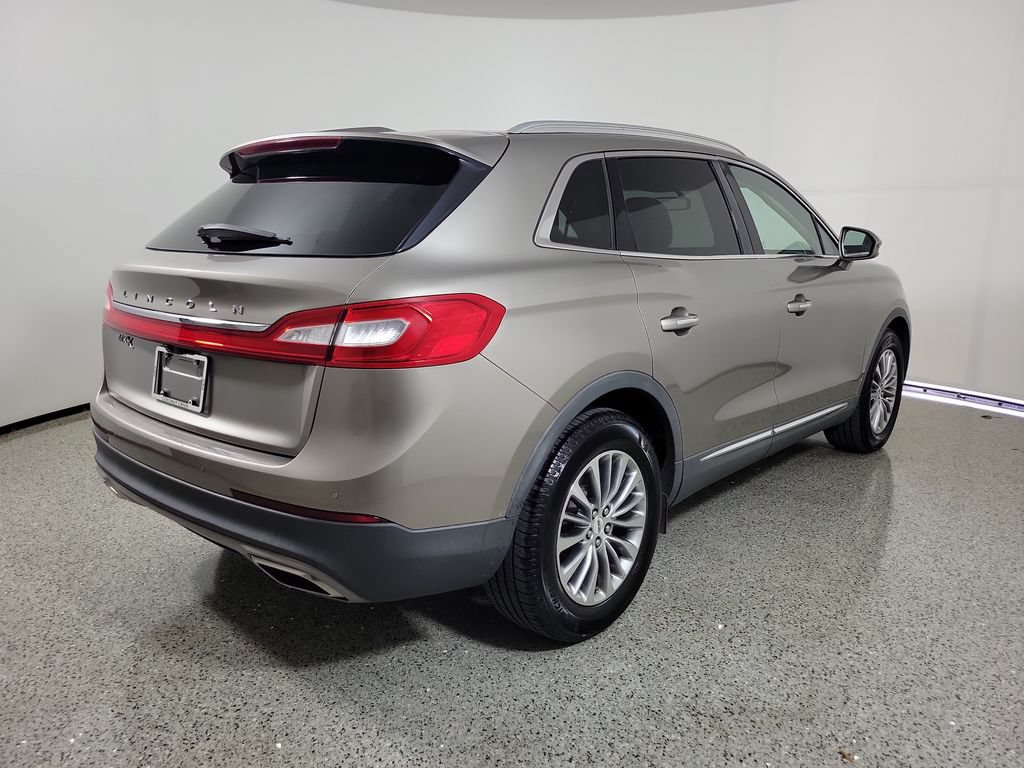 Used 2018 Lincoln MKX Select w/ Select Plus Package FWD image 4
