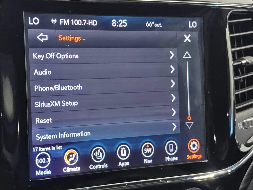 Used 2019 Jeep Grand Cherokee Altitude AWD/4WD image 47