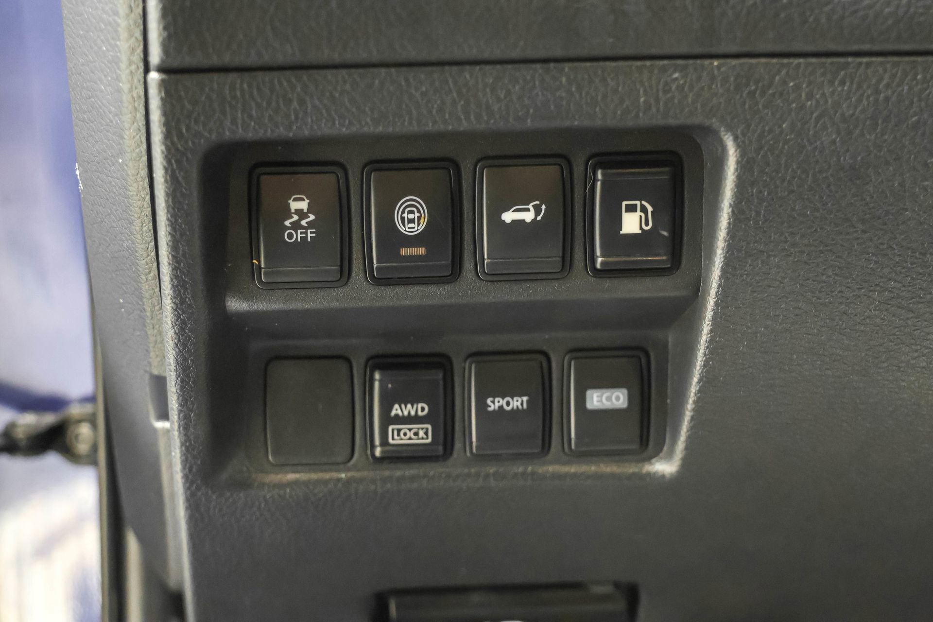 Used 2019 Nissan Rogue SV image 23