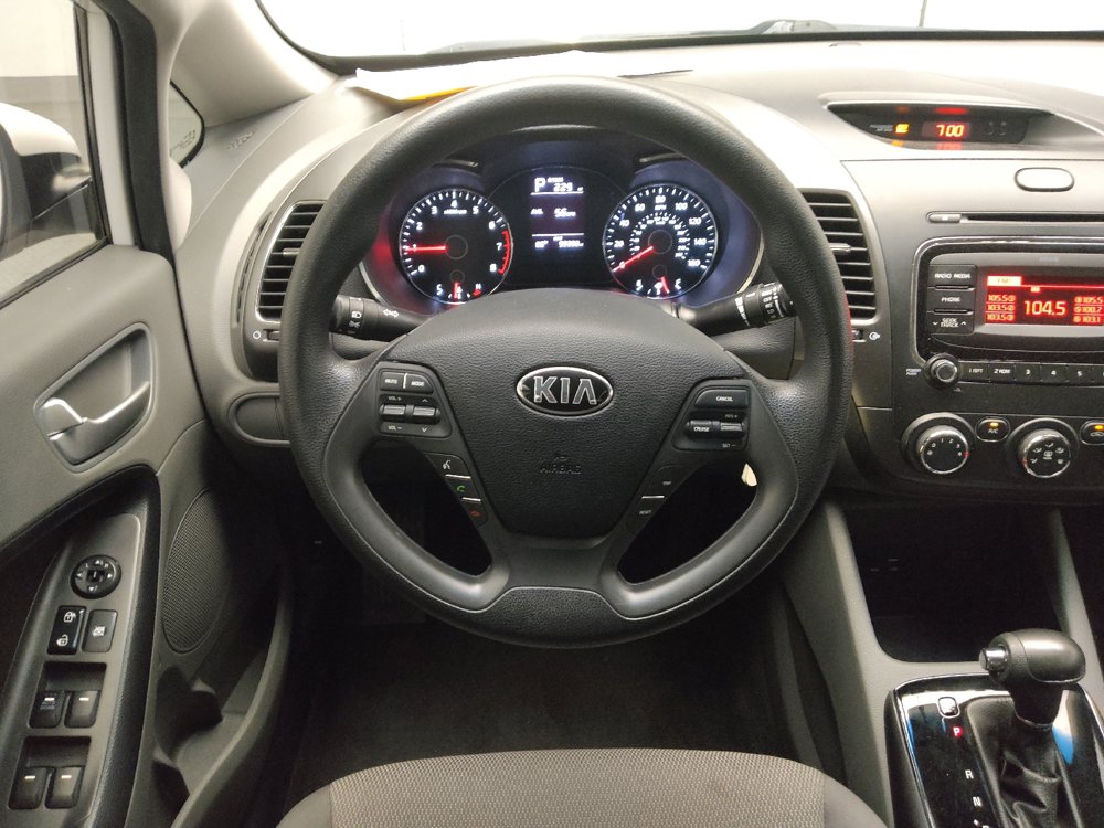 Used 2018 Kia Forte LX FWD image 22