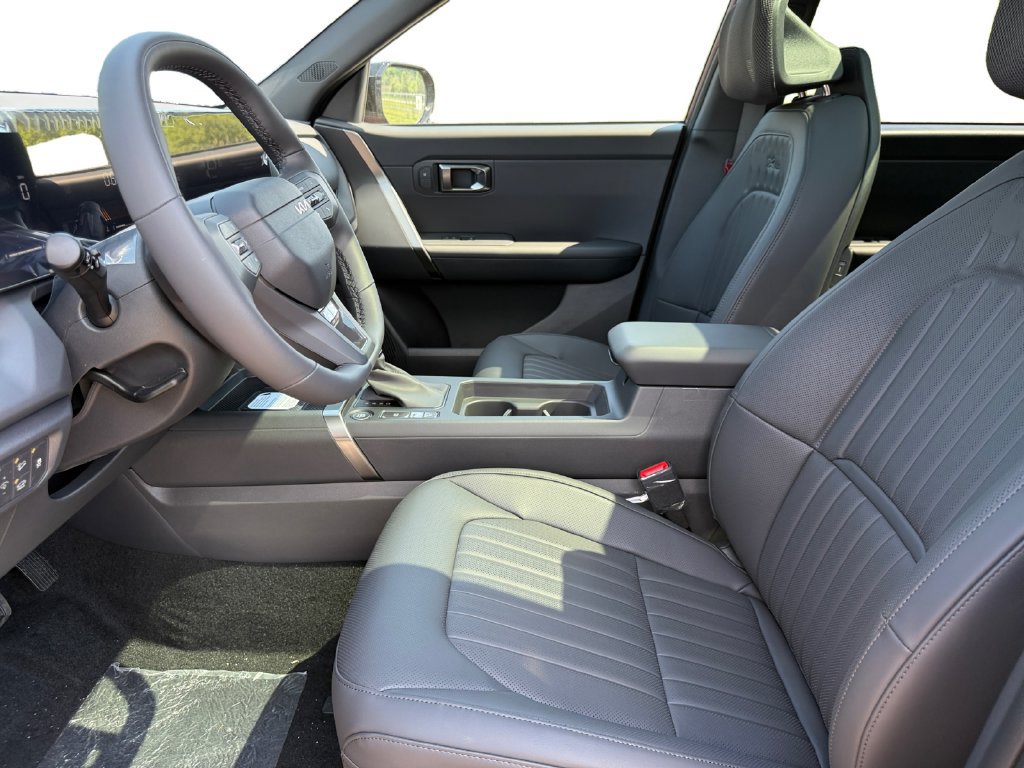 New 2027 Kia Seltos X-Line S w/ X-Line S Premium Package AWD/4WD image 9