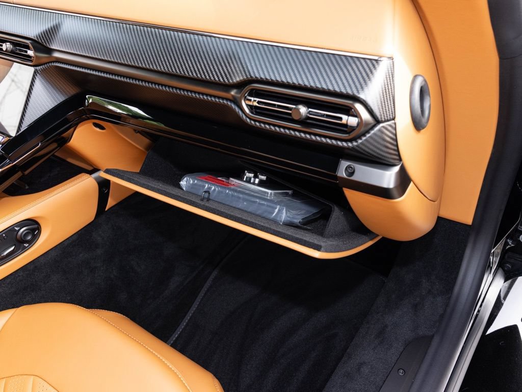 New 2026 Aston Martin V8 Vantage S RWD image 52