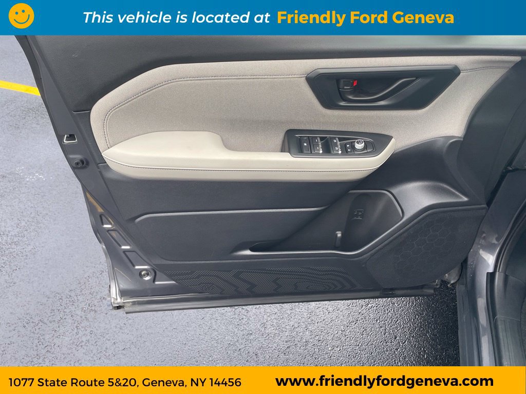 Used 2025 Subaru Forester Premium AWD/4WD image 11
