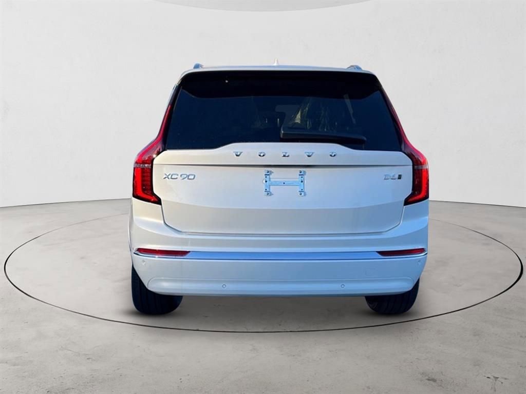 New 2026 Volvo XC90 B6 Plus w/ Protection Package Premier AWD/4WD image 4