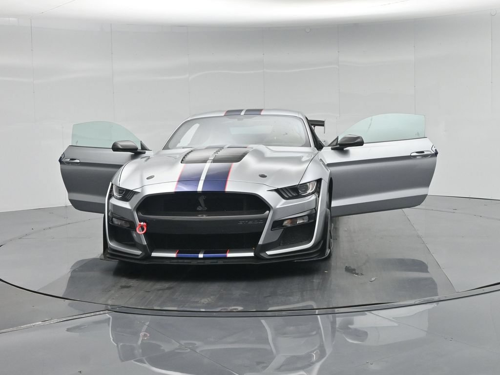 Used 2020 Ford Mustang Shelby GT500 w/ Carbon Fiber Track Pack RWD image 31
