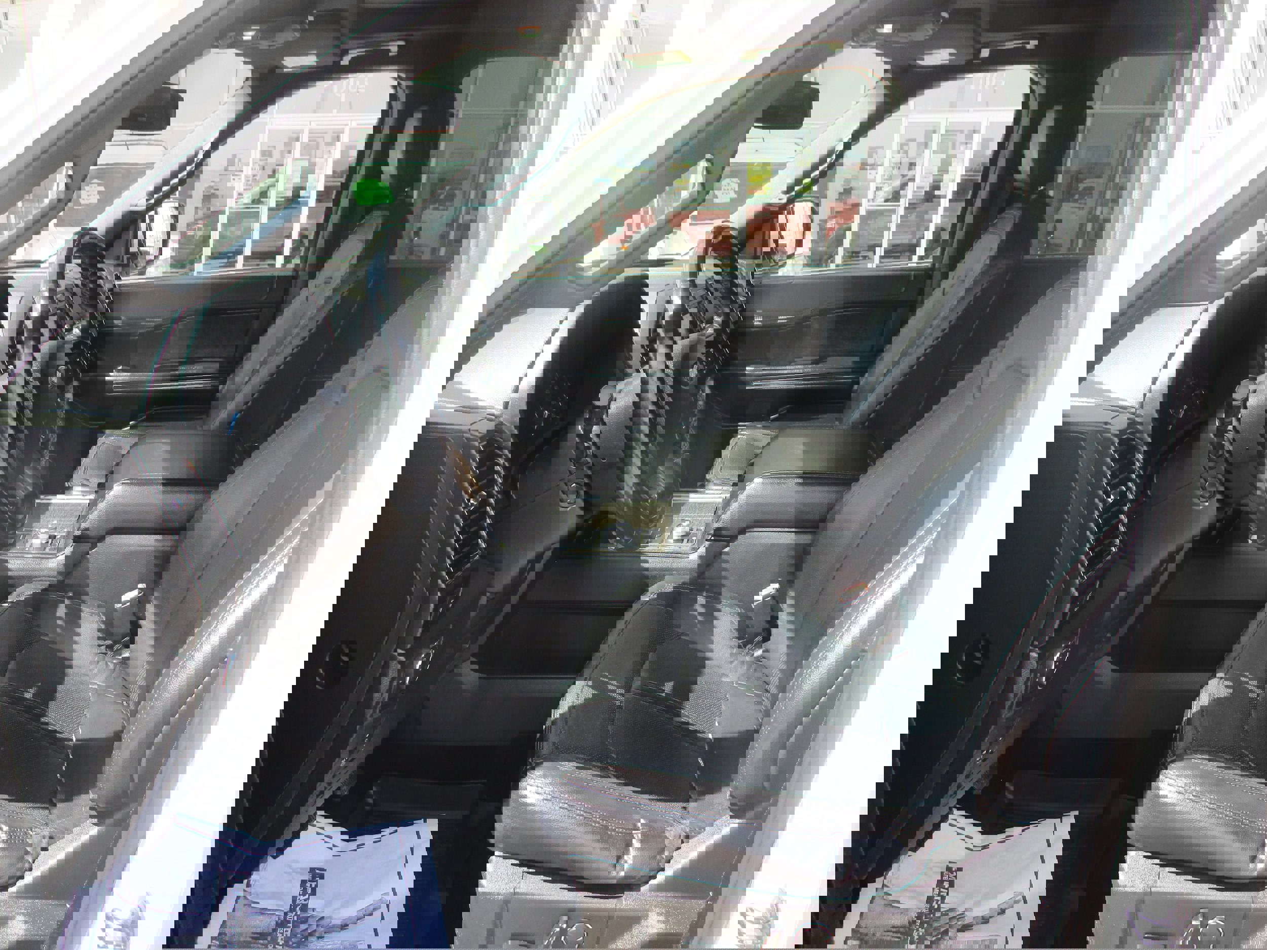 Used 2018 Ford Expedition Max Limited w/ Equipment Group 301A AWD/4WD image 4