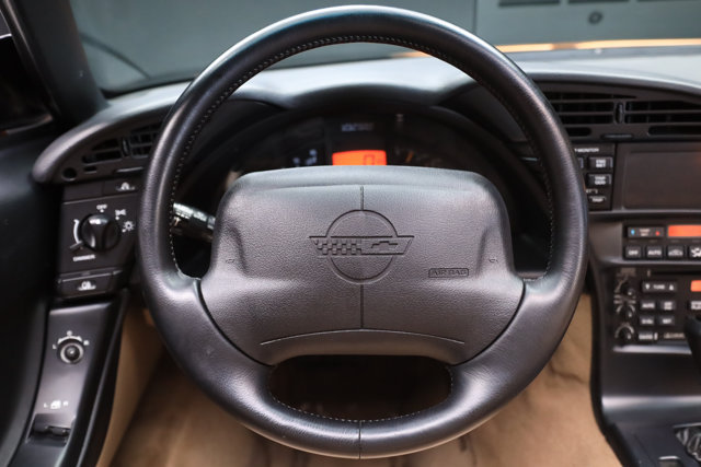 Used 1994 Chevrolet Corvette Convertible RWD image 7