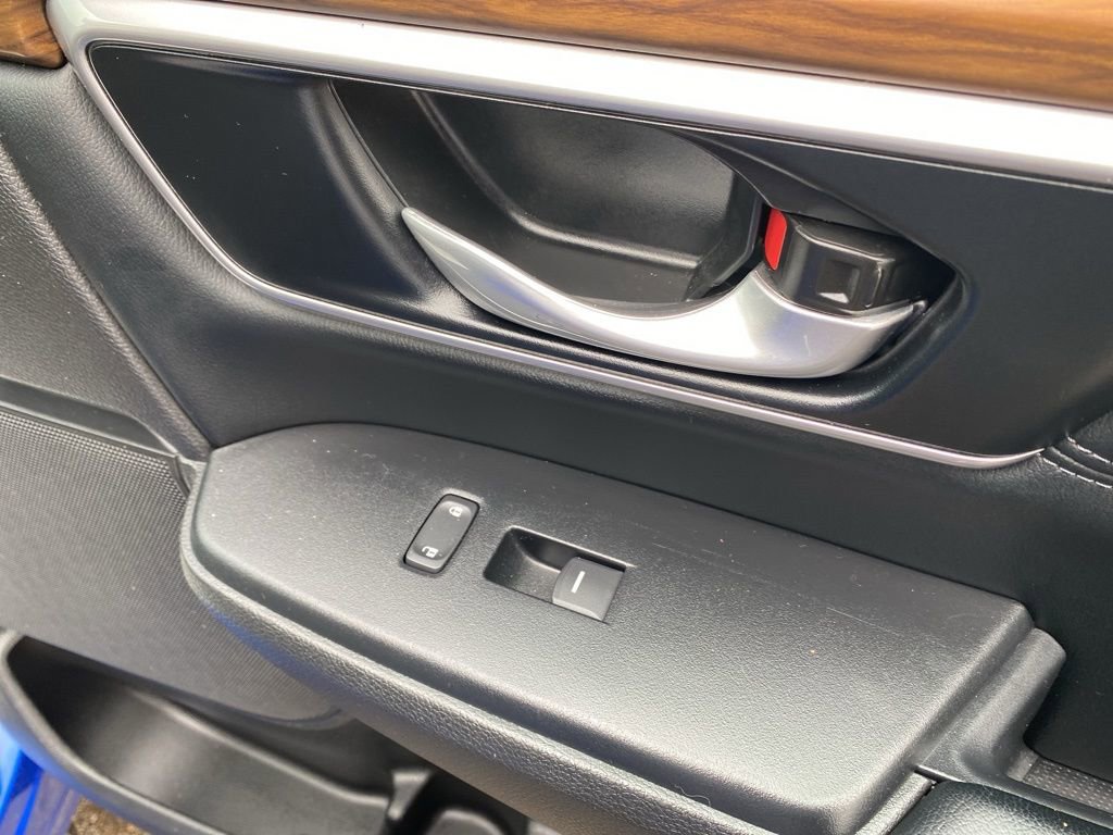 Used 2022 Honda CR-V Touring image 13