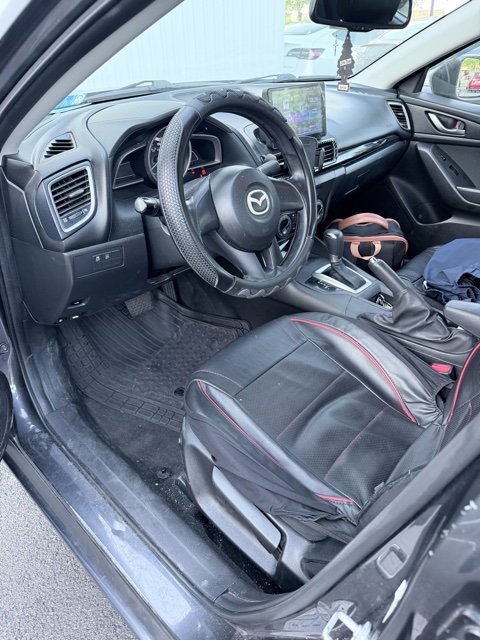 Used 2015 MAZDA MAZDA3 i SV FWD image 4