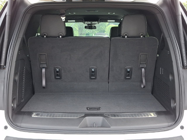 Used 2024 Chevrolet Tahoe Z71 AWD/4WD image 30