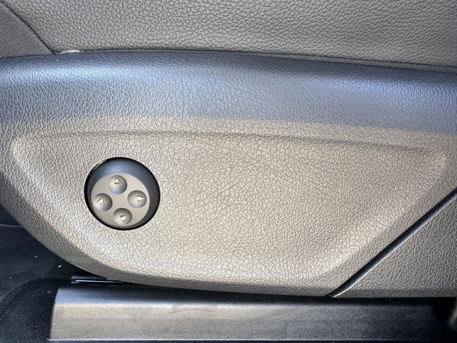 Certified 2026 Mercedes-Benz GLE 350 4MATIC image 8