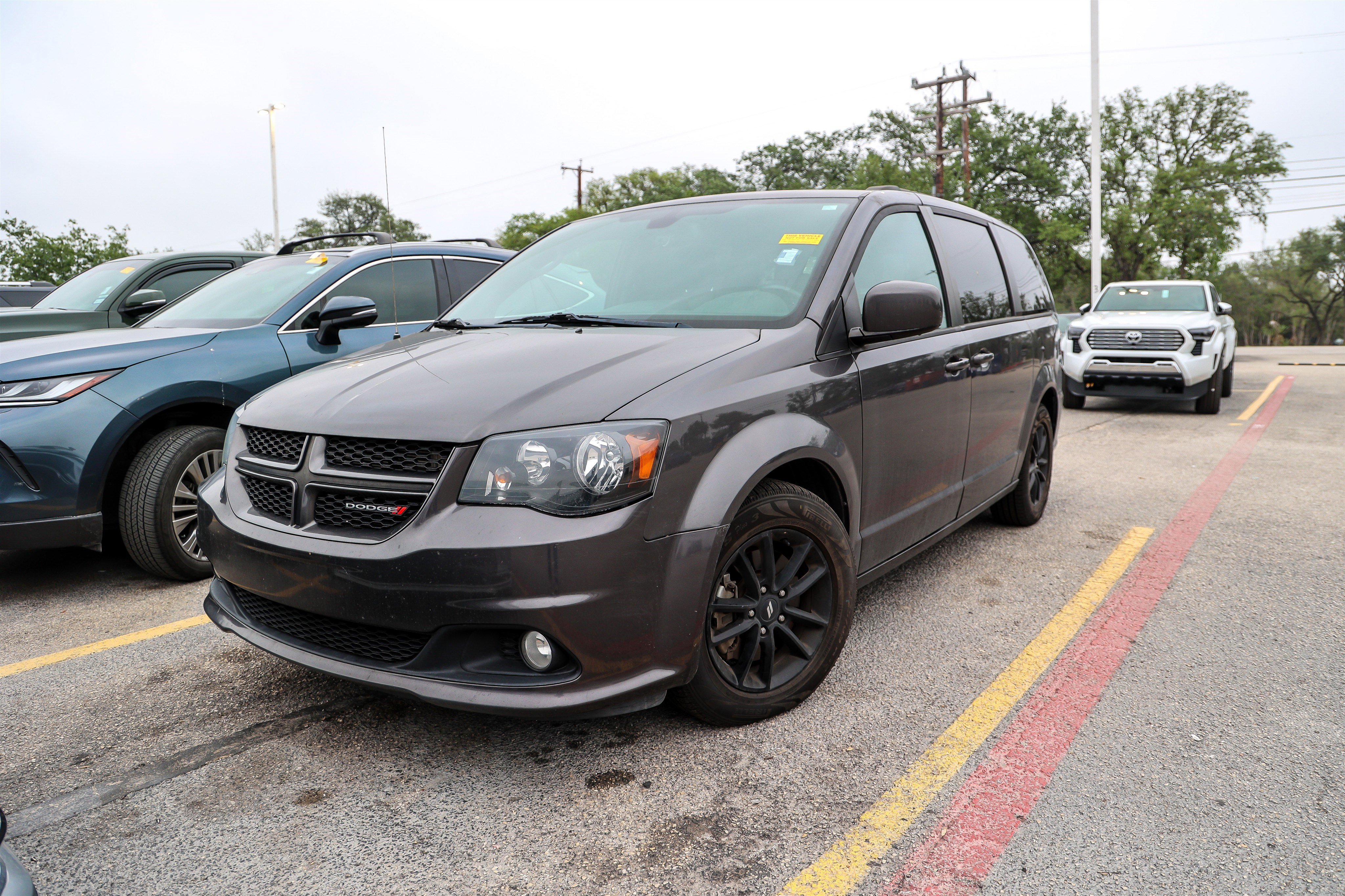 Used 2019 Dodge Grand Caravan GT FWD image 9
