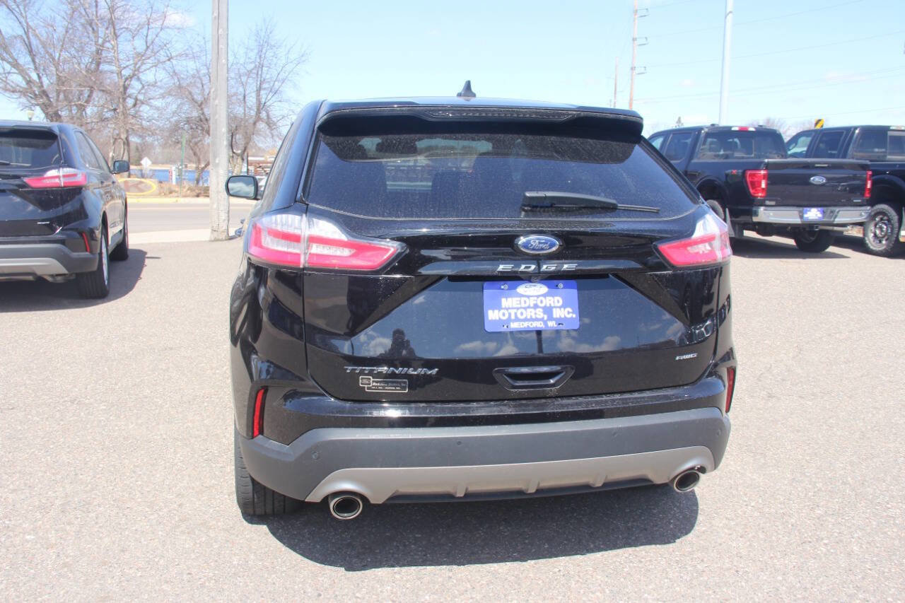 Certified 2024 Ford Edge Titanium AWD/4WD image 5