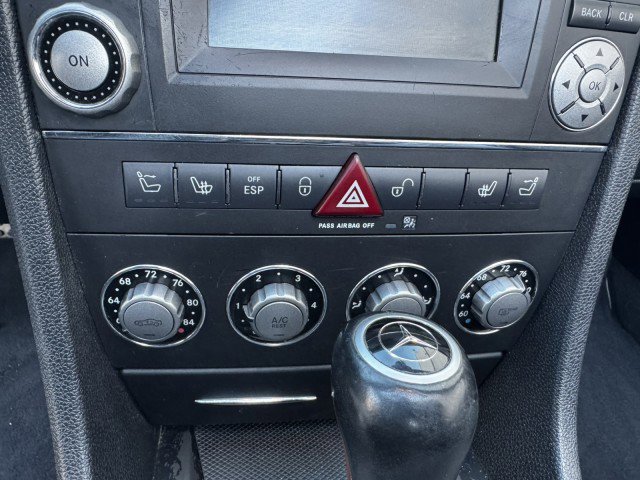 Used 2009 Mercedes-Benz SLK 350 image 23