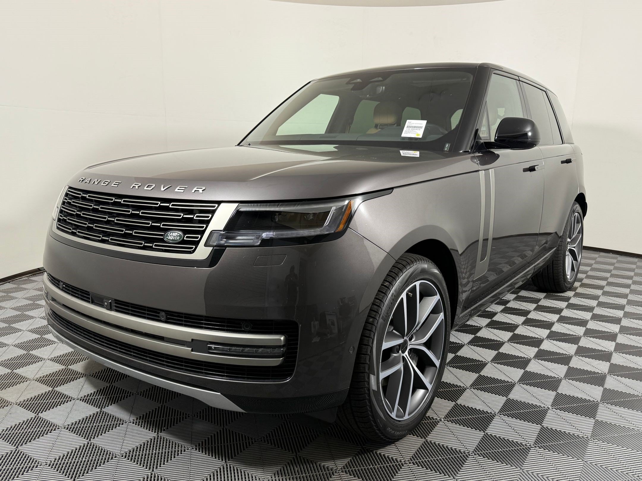 New 2026 Land Rover Range Rover SE AWD/4WD image 1