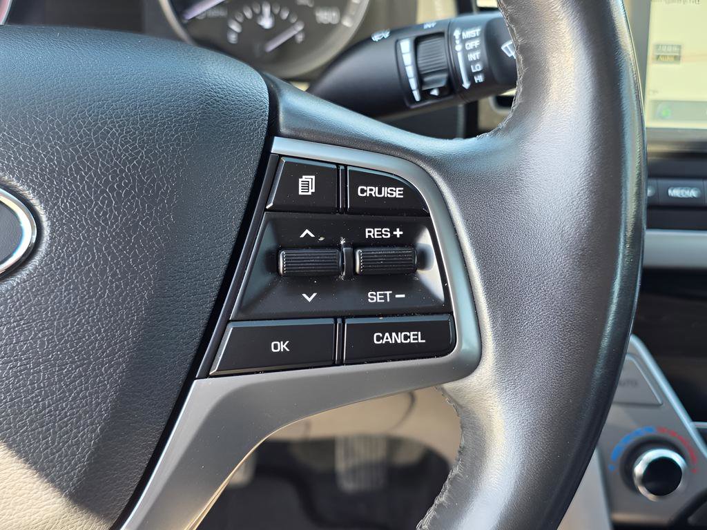 Used 2017 Hyundai Elantra Limited w/ Limited Tech Package 04 image 27