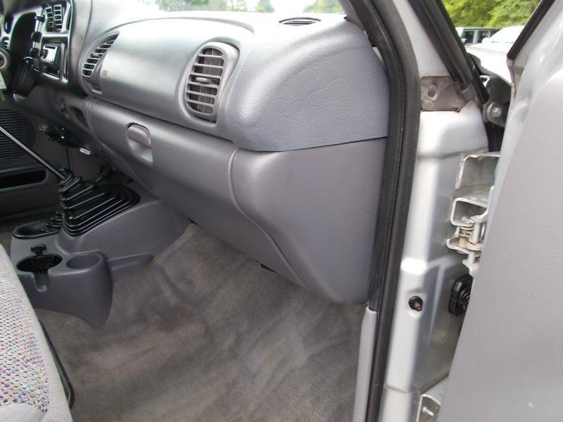 Used 2001 Dodge Ram 3500 Truck 4x4 Quad Cab image 28
