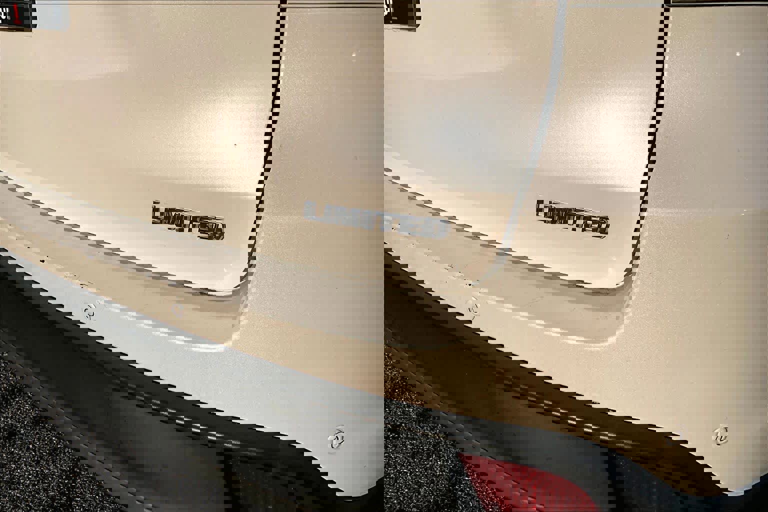 Used 2016 Toyota Highlander Limited image 10