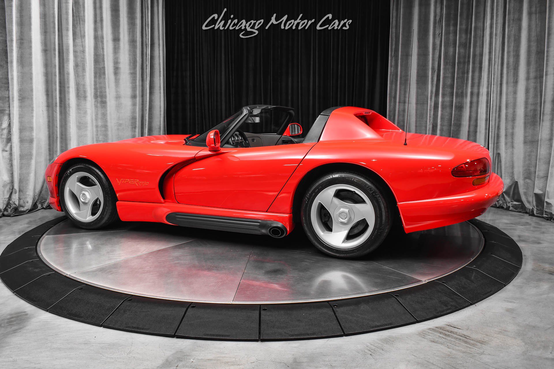 Used 1993 Dodge Viper RT/10 RWD image 3