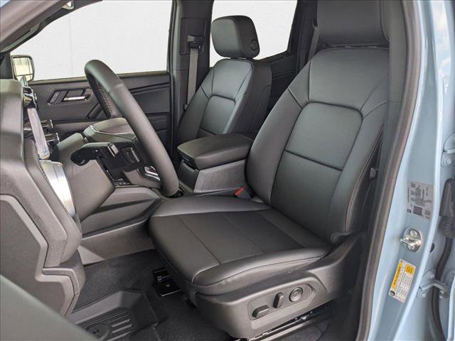 New 2025 Chevrolet Colorado LT w/ LT Convenience Package image 4