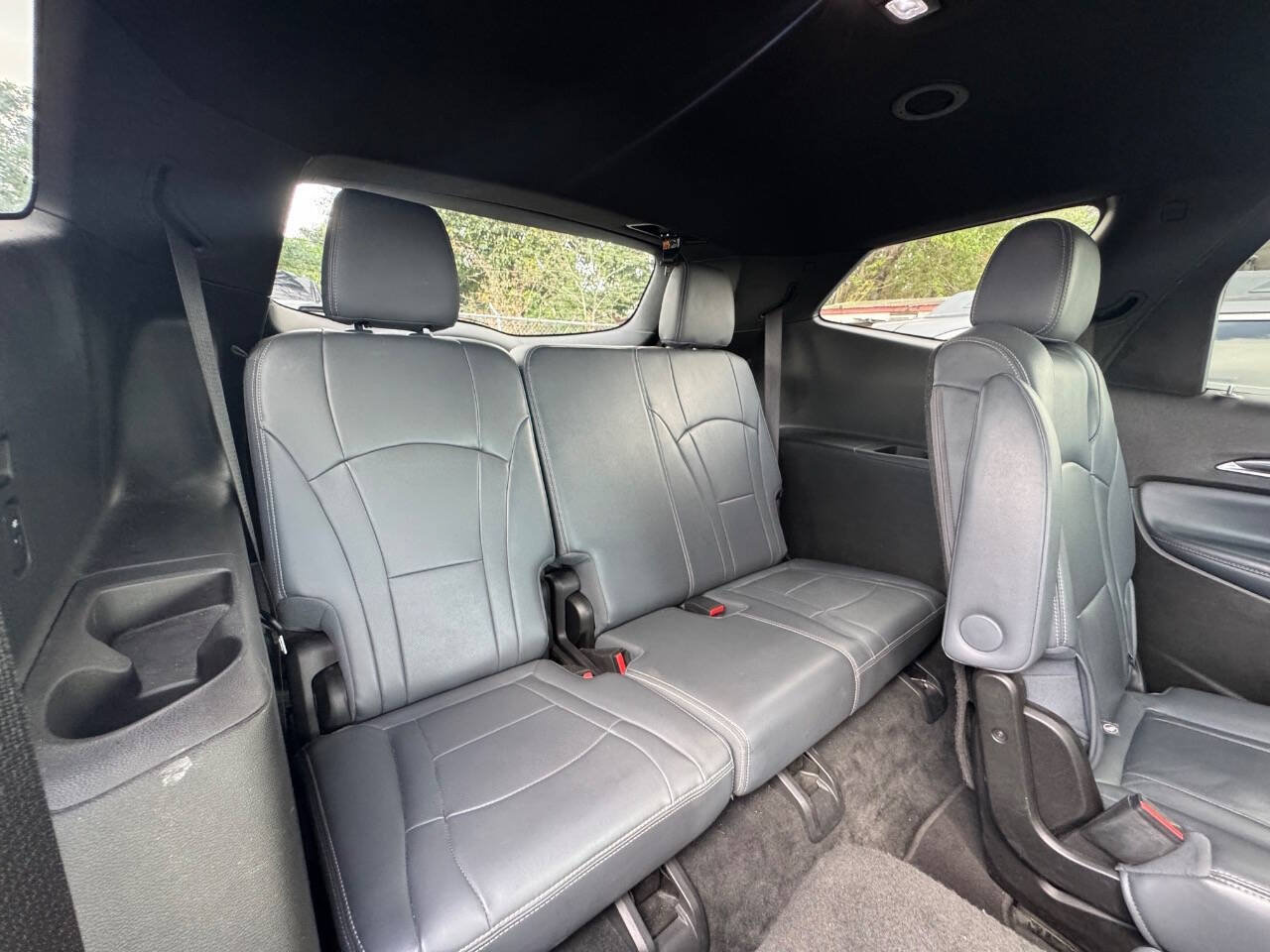 Used 2022 Buick Enclave Essence FWD image 22