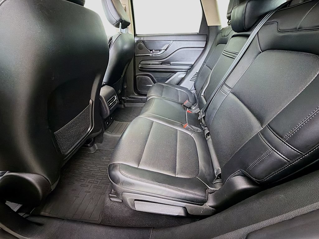 Used 2023 Lincoln Corsair AWD w/ Equipment Group 101A image 27