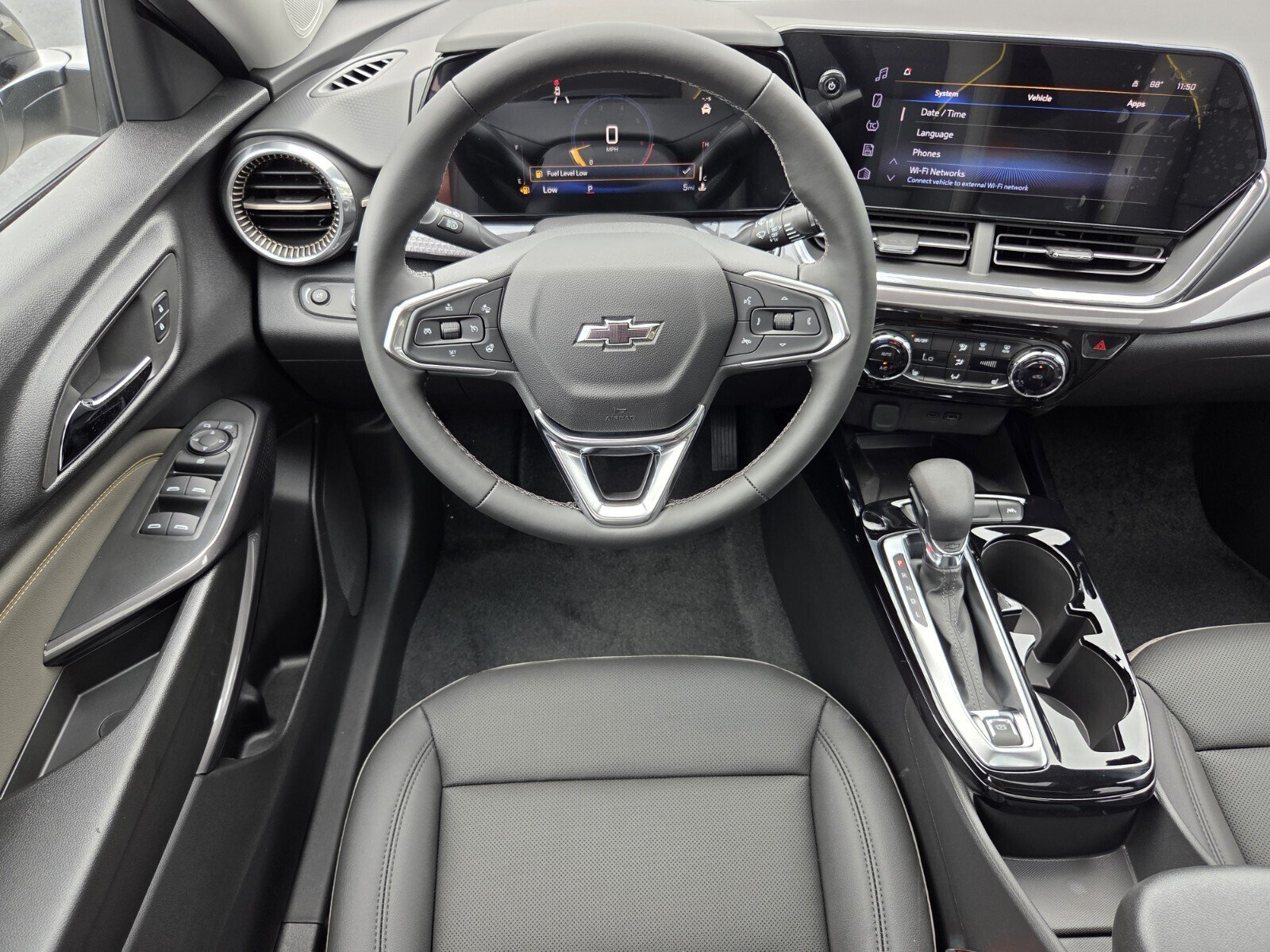New 2026 Chevrolet Trax ACTIV w/ Sunroof Package FWD image 9