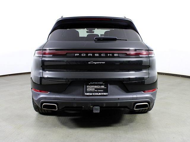 Certified 2025 Porsche Cayenne image 6