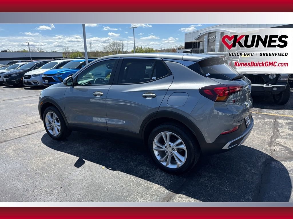 Used 2023 Buick Encore GX Preferred w/ Cold Weather Comfort Package AWD/4WD image 9