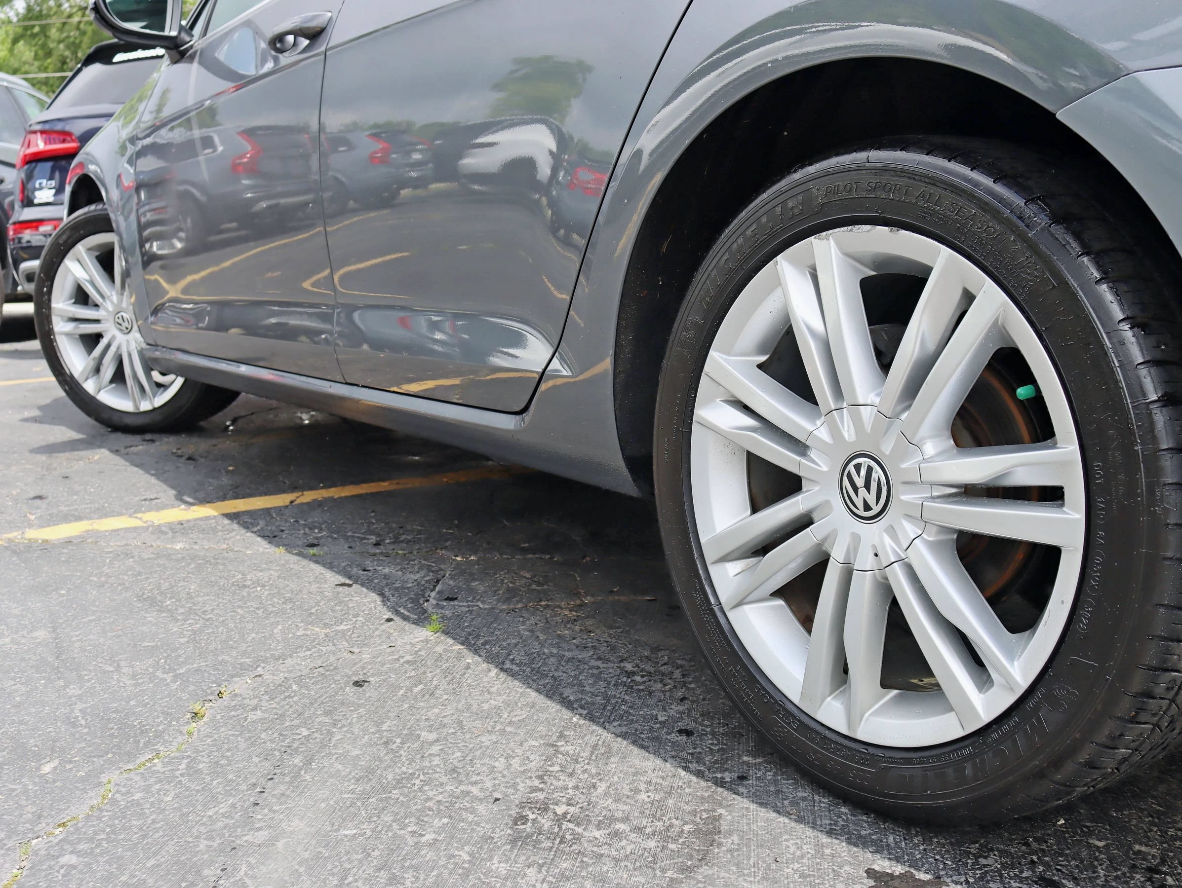 Used 2015 Volkswagen Golf TDI SE FWD image 14