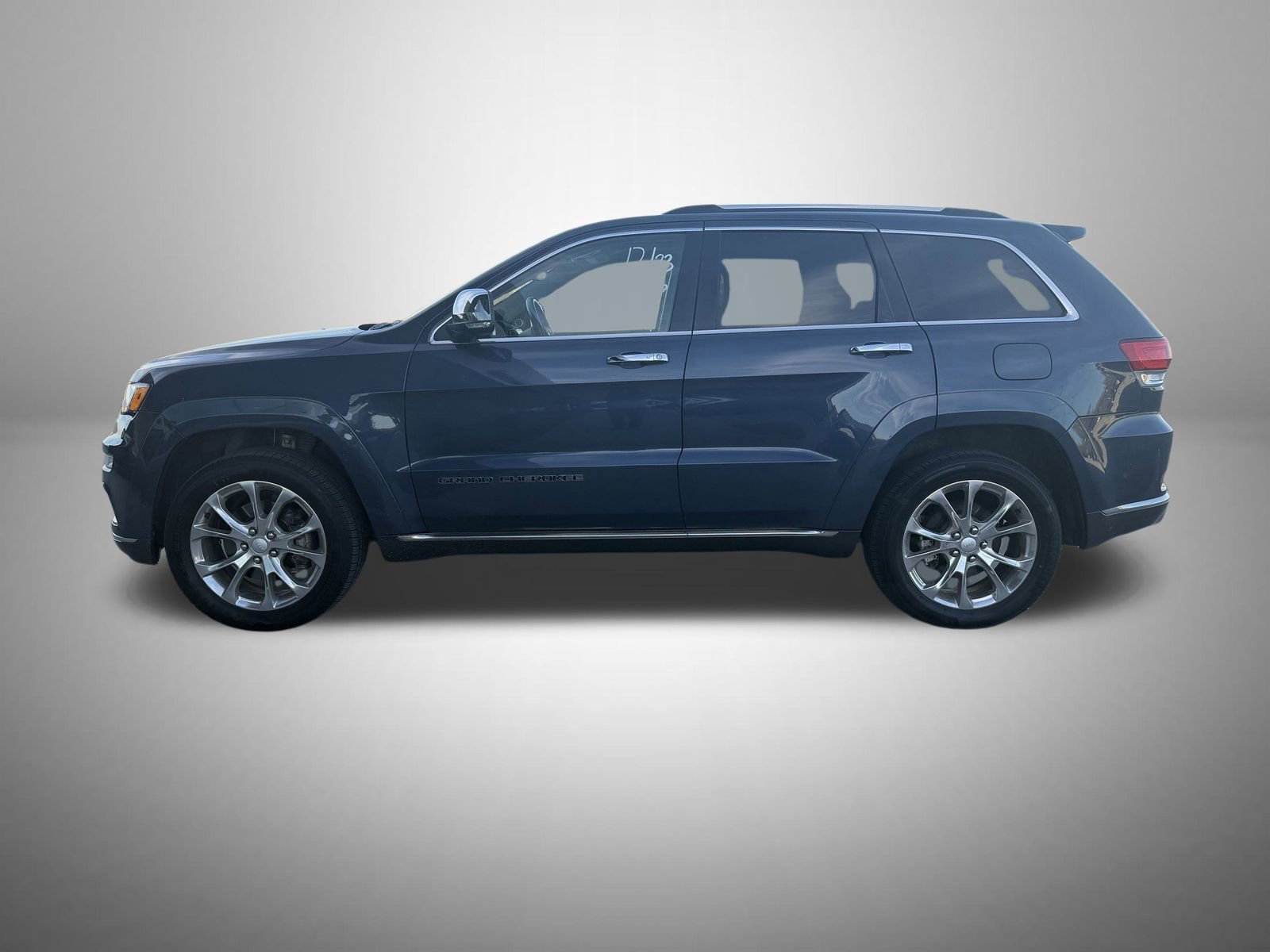 Used 2021 Jeep Grand Cherokee Summit image 3