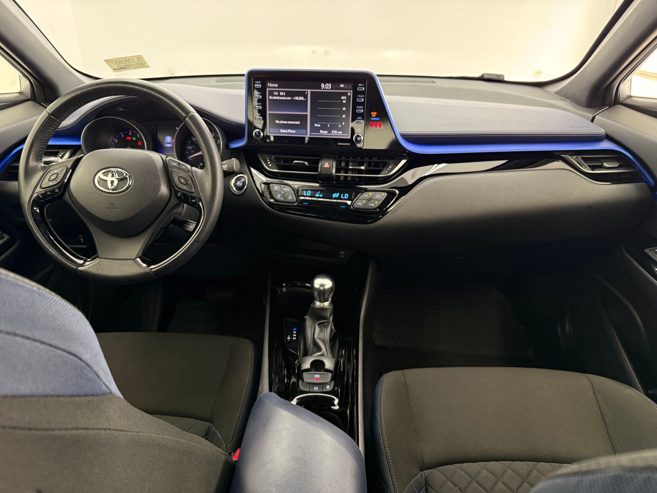 Used 2020 Toyota C-HR XLE FWD image 12