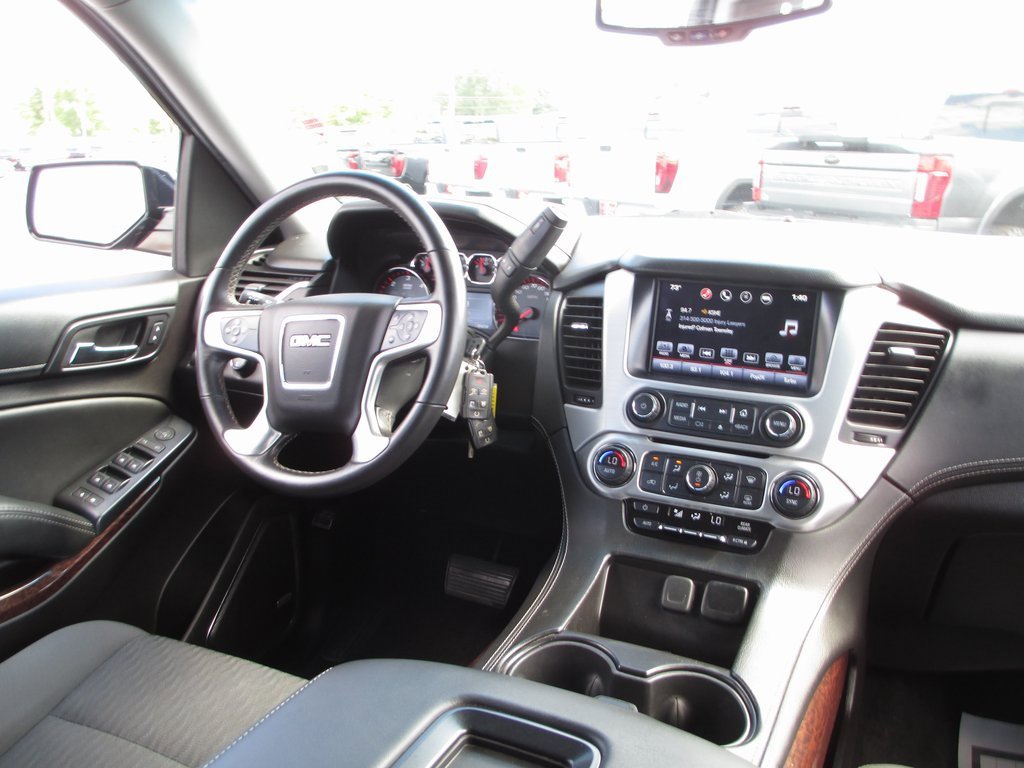 Used 2016 GMC Yukon SLE w/ Convenience Package image 21