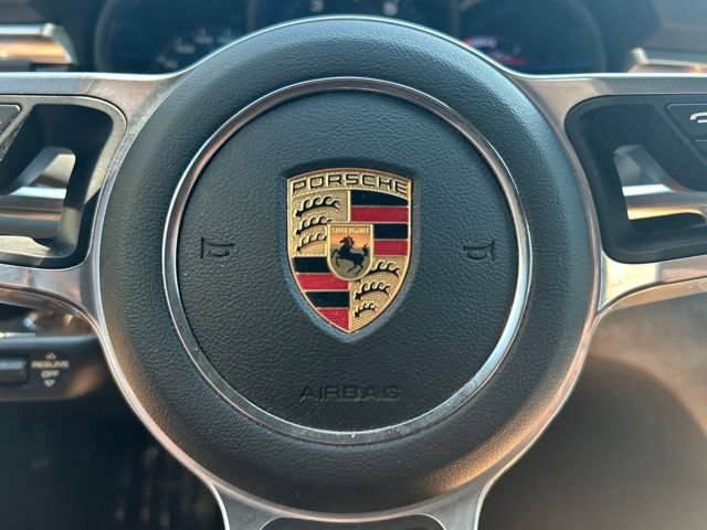 Used 2021 Porsche Macan AWD/4WD image 17