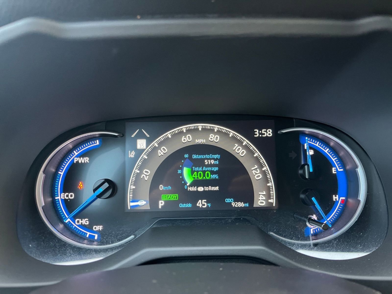 Used 2025 Toyota RAV4 LE image 40