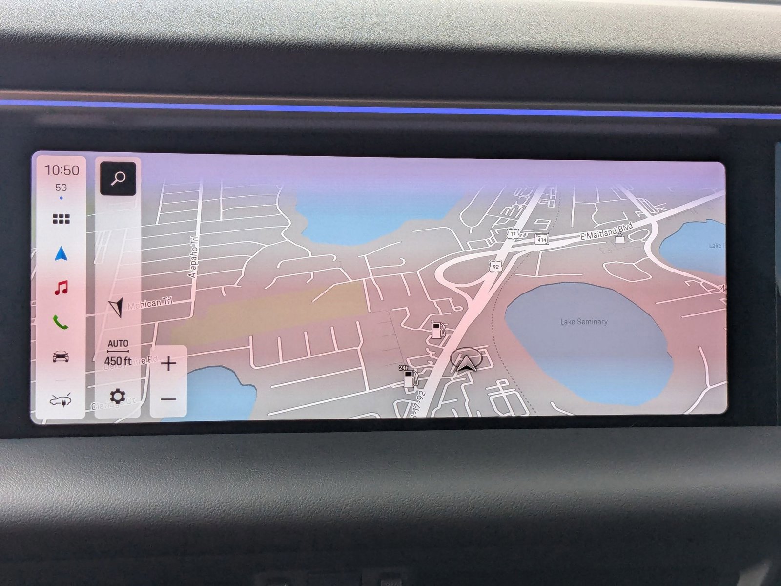 New 2025 Porsche Macan Electric image 17