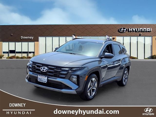 Certified 2025 Hyundai Tucson SEL FWD image 1