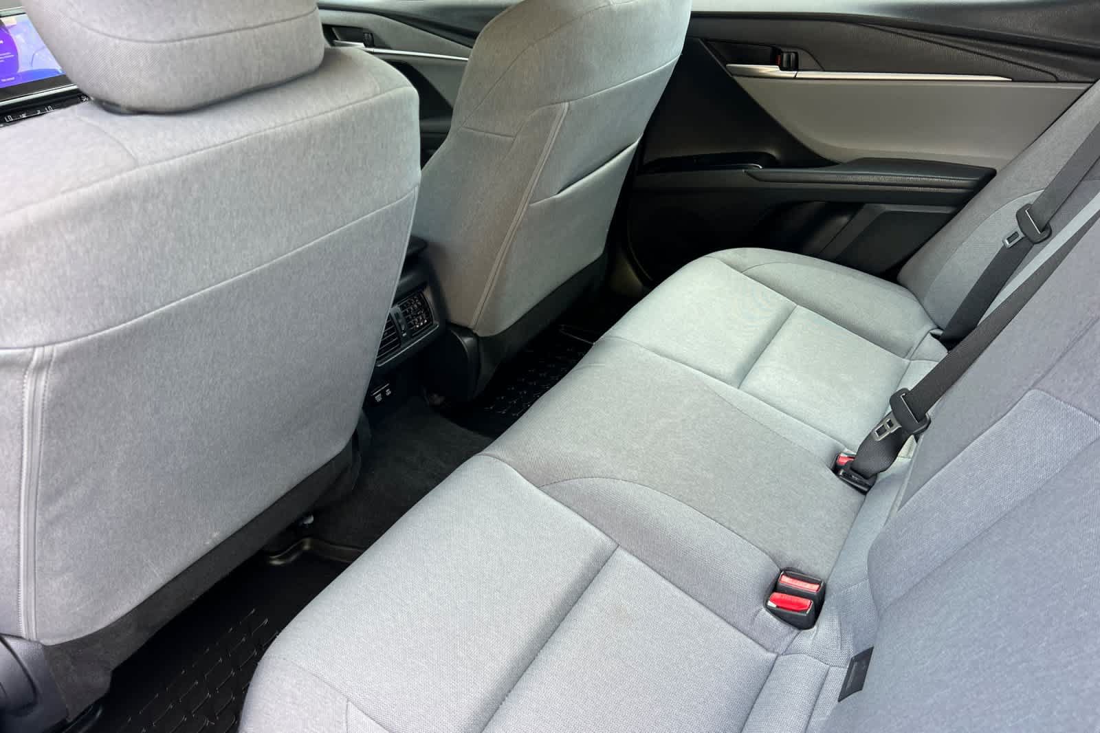 Used 2025 Toyota Camry LE FWD image 4