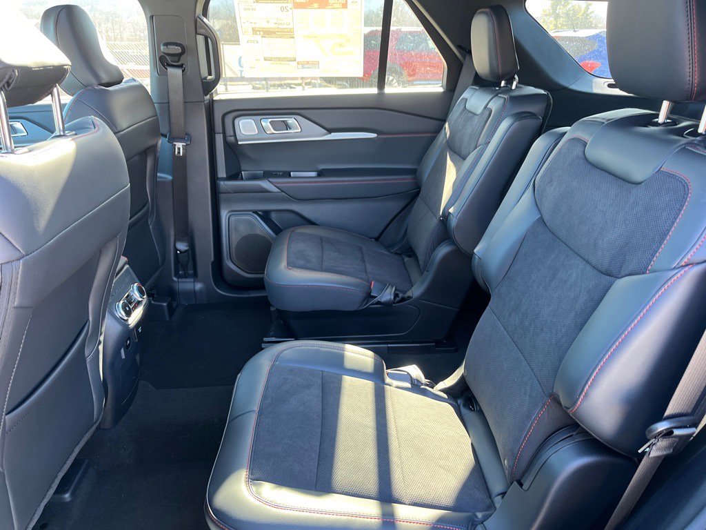New 2026 Ford Explorer ST w/ Sun And Sound Package image 17