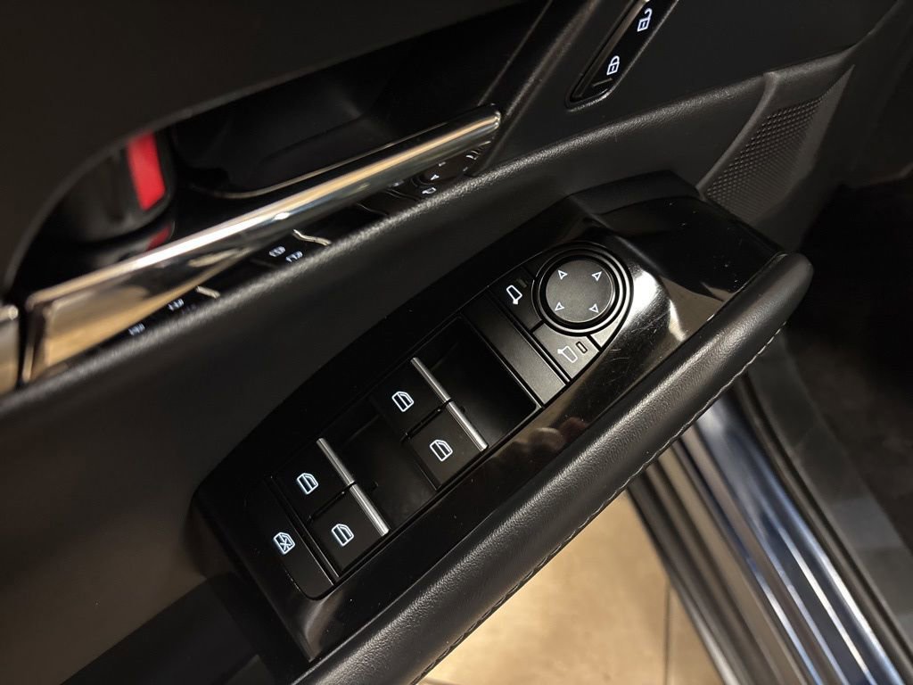 Used 2023 MAZDA CX-30 AWD 2.5 S w/ Preferred Package image 21