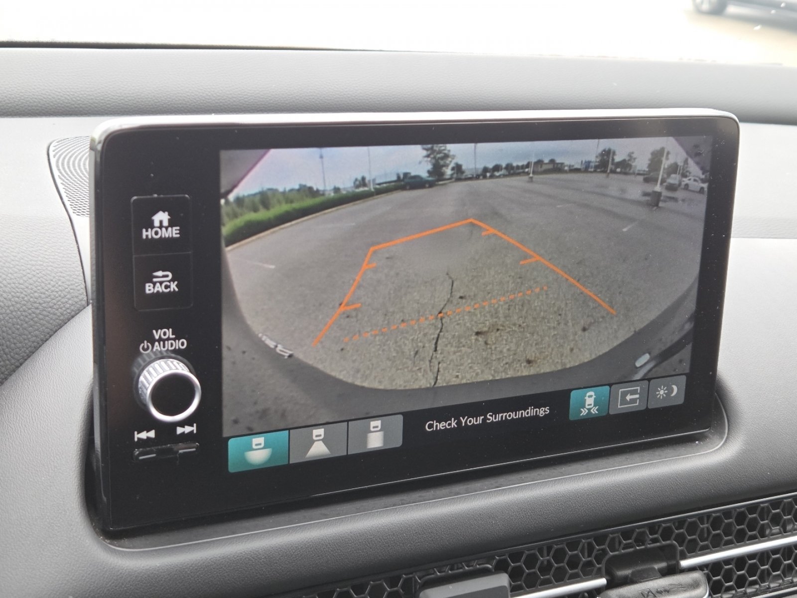 Used 2024 Honda HR-V EX-L image 9