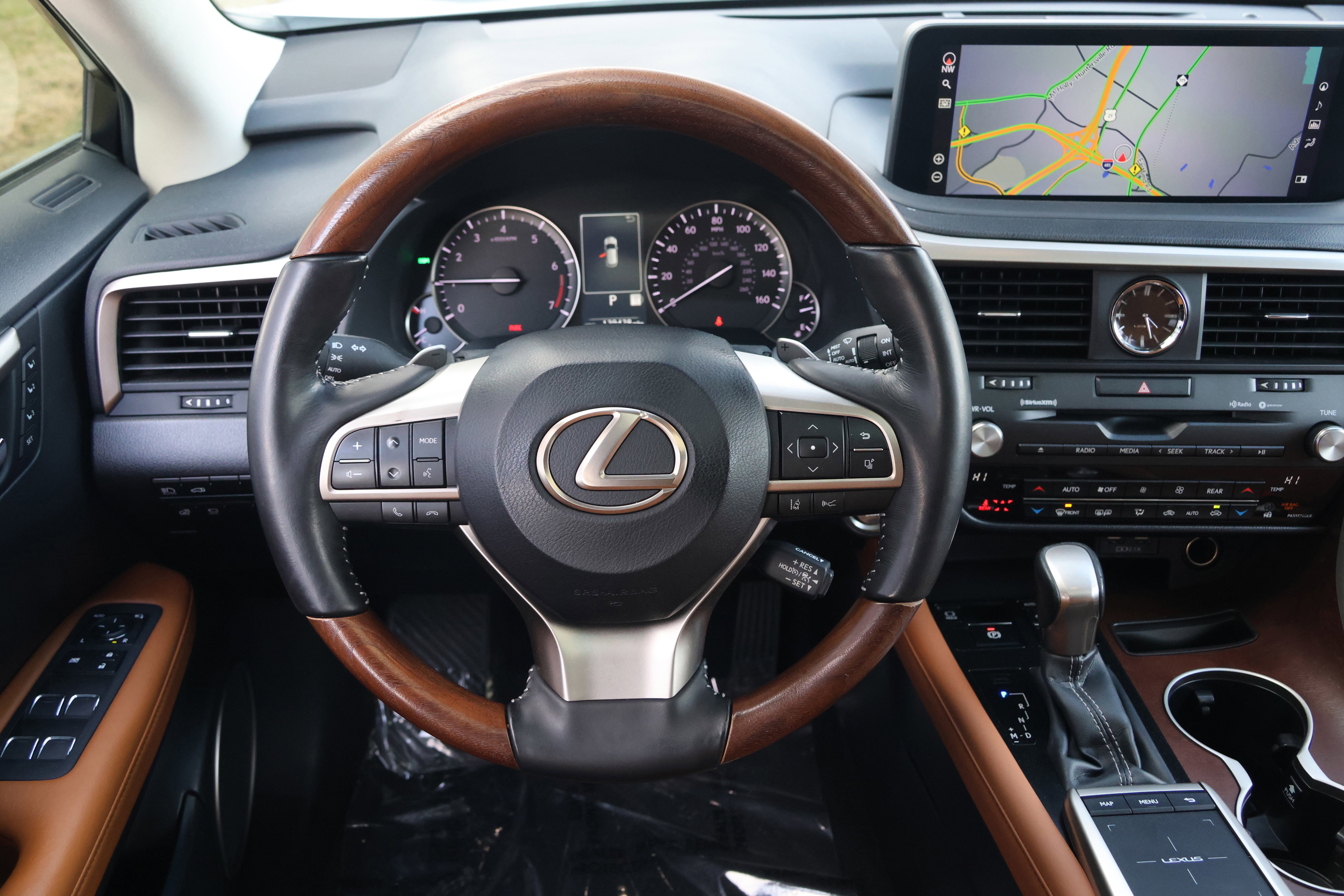 Used 2021 Lexus RX 350L FWD w/ Premium Package image 17